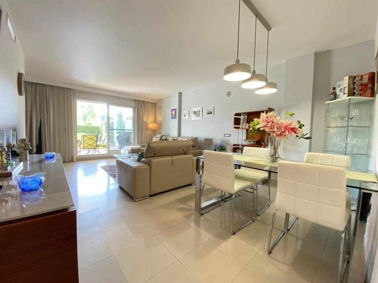 5c08cfeb3d1575f1f0ddb8fa79543693 - 3