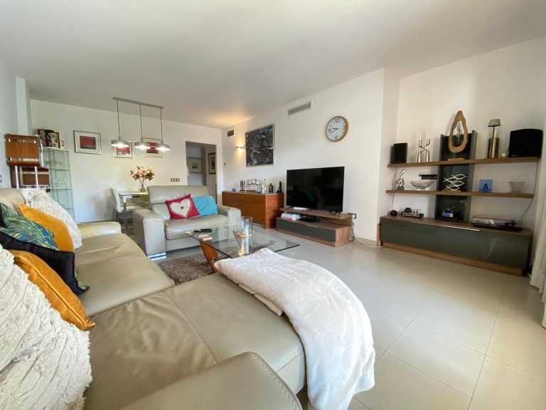 5c08cfeb3d1575f1f0ddb8fa79543693 - 6