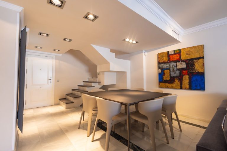 5cb163de55f50b4d4975048850cc3289 - 10