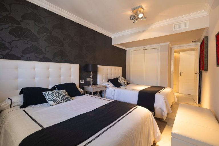 5cb163de55f50b4d4975048850cc3289 - 15