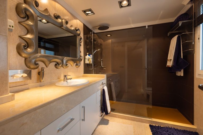 5cb163de55f50b4d4975048850cc3289 - 16