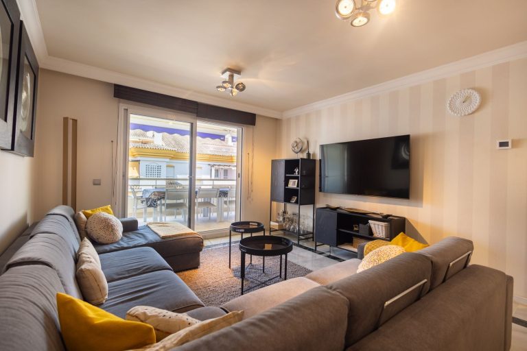 5cb163de55f50b4d4975048850cc3289 - 4