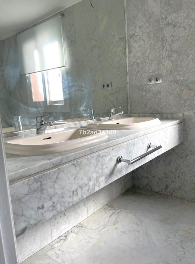 5f65742e9b01719535a60197f7200983 - 16