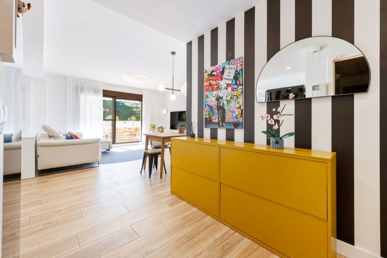 60cbe18efbcf7b8a914a084268b303fd - 1