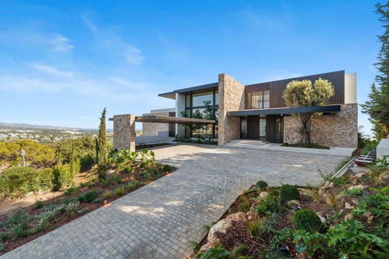 61c8bda689fc0307319e642373a9a41c - 2