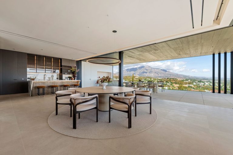 61c8bda689fc0307319e642373a9a41c - 5