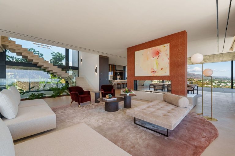 61c8bda689fc0307319e642373a9a41c - 7