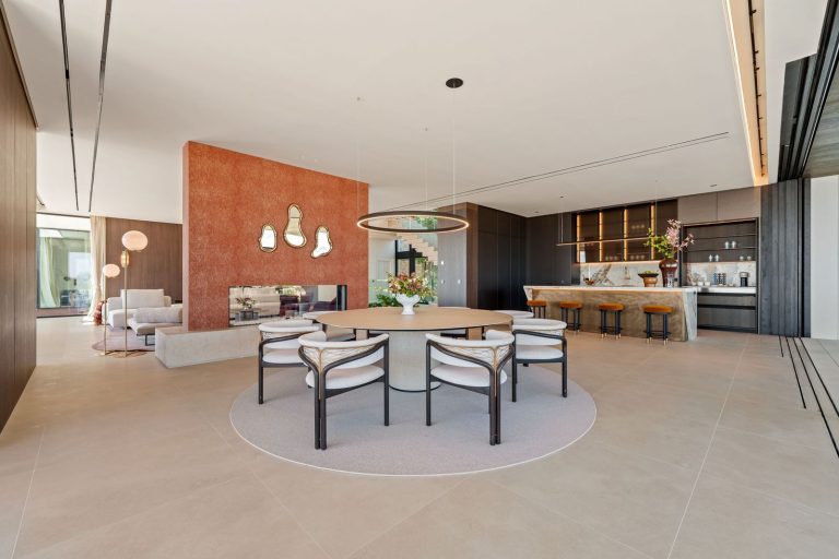 61c8bda689fc0307319e642373a9a41c - 8