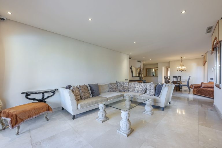 654f04f6c75a8631c92edaffda4ec534 - 10