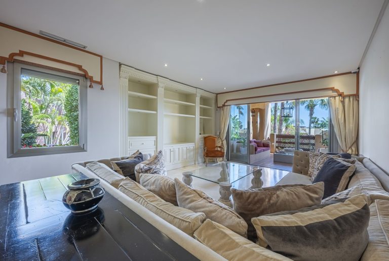 654f04f6c75a8631c92edaffda4ec534 - 6