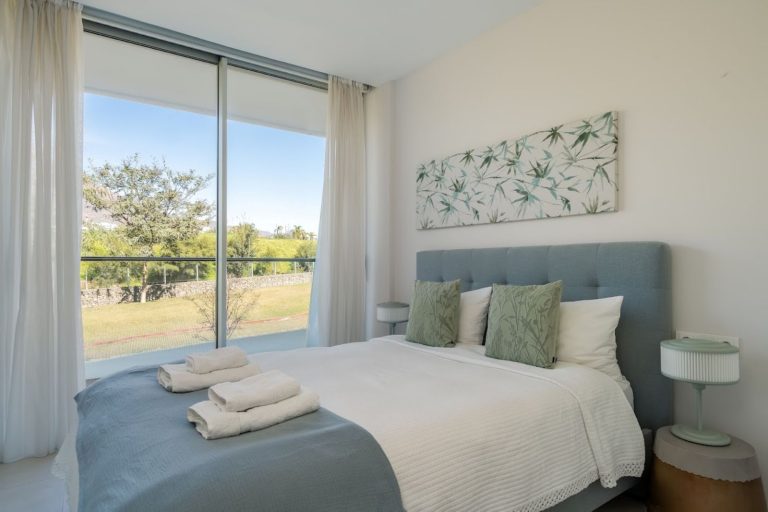 662a5ab6327b4f81752e93e006460e95 - 13