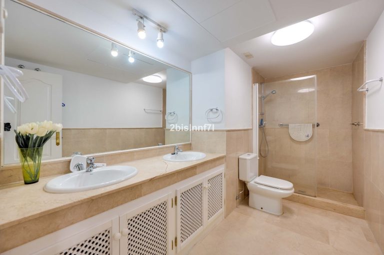 67137dbf418e6918e7b772465903dd0d - 14