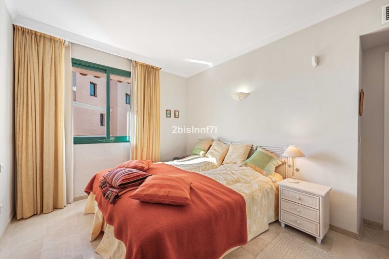 67137dbf418e6918e7b772465903dd0d - 15