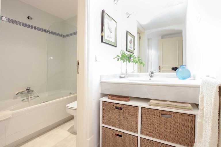 683ffa93b252dcc6e9373d317a4a0bba - 12