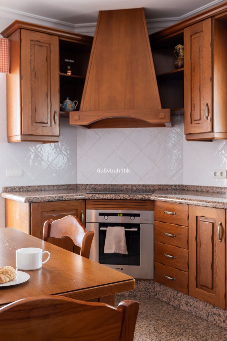 6849aadcd0df3ac40ea0f55ed862fc89 - 10