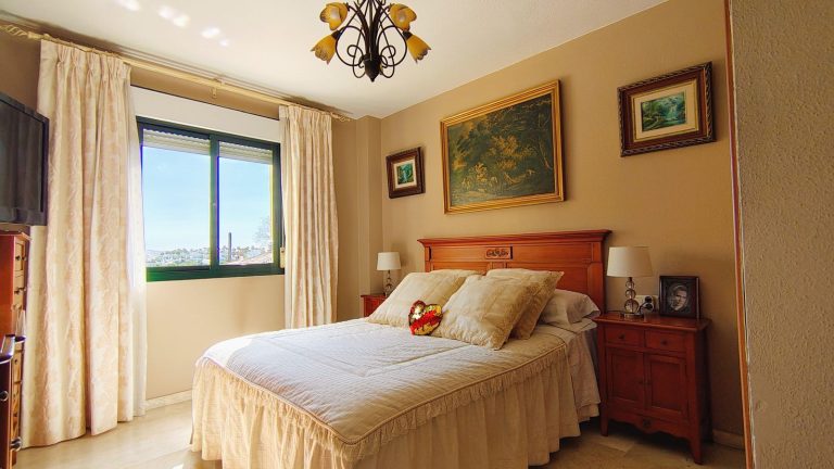 6a5215bc45f68e07a1b7db4418f44319 - 16