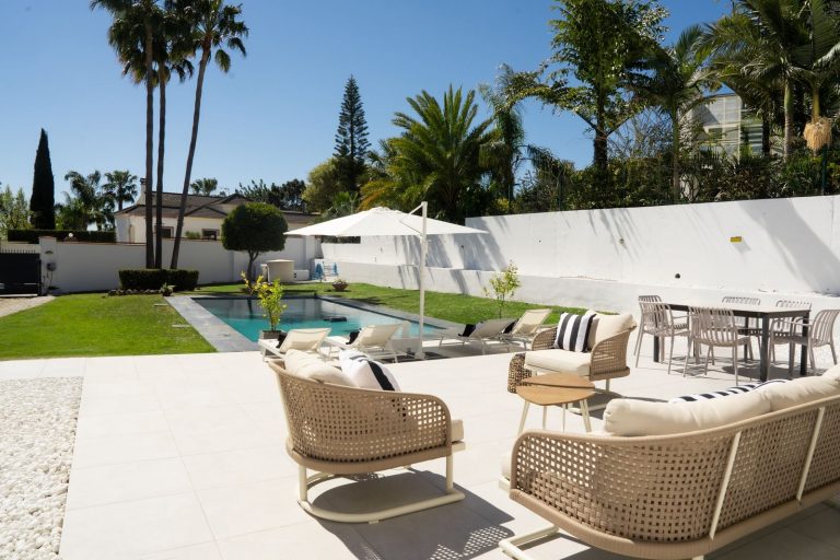 6a5de534d175807c997017909de6de50 - 5