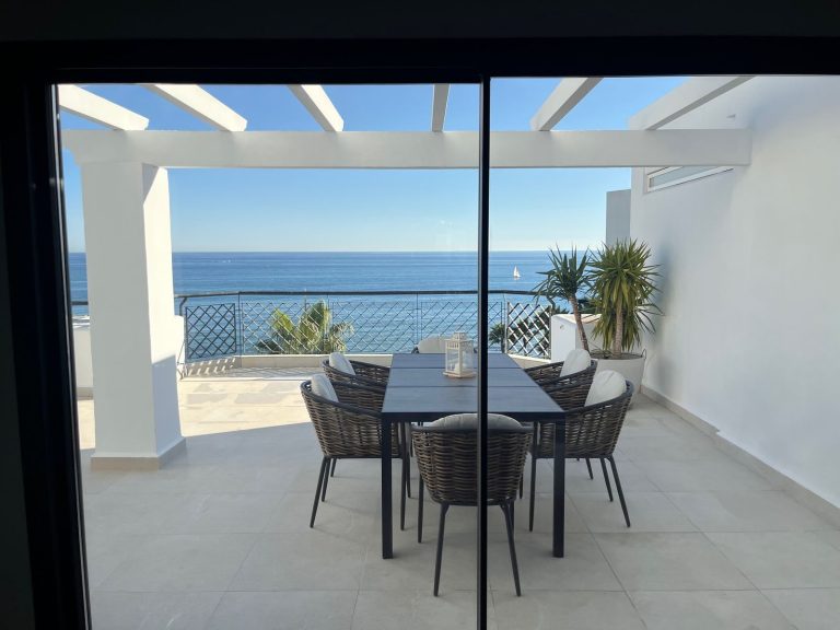 6adb1e2077c3a967cfa60d69aaaf298e - 6