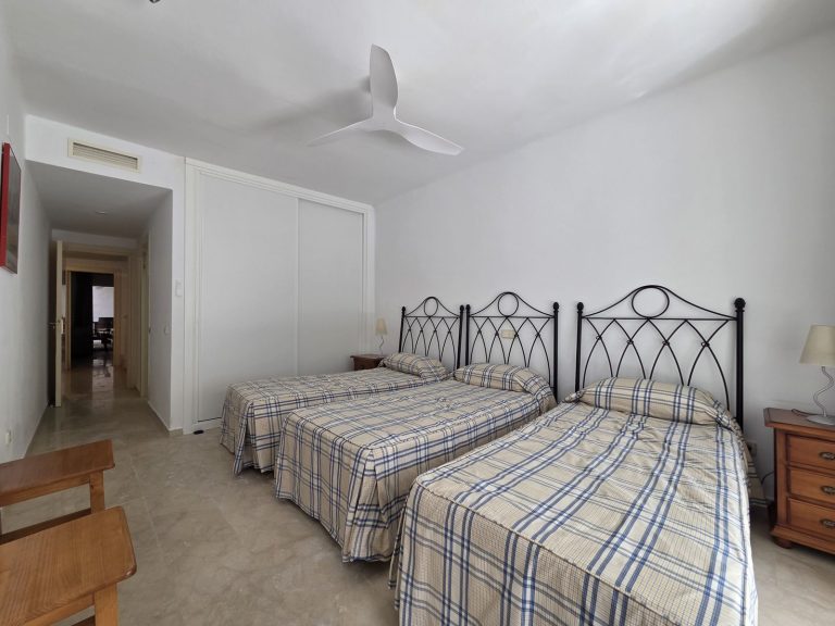 6ba6376cd61ef80f871e1d3070ae563c - 15