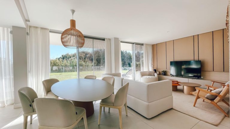 6bf6891de8b7dc016cc74177e3d07644 - 6