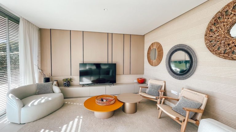 6bf6891de8b7dc016cc74177e3d07644 - 8