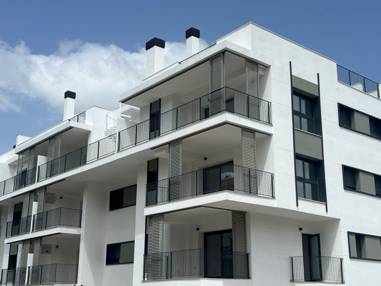 6c0cf8941d18db21a995ccde4766f616 - 13