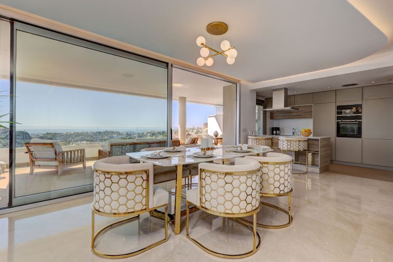 6e098586133e98611d1e597bce3a1326 - 15