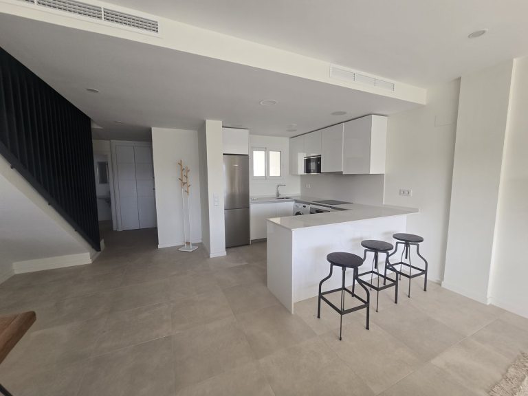 6e360ca7943fd40f4d187c11c826d7e1 - 11