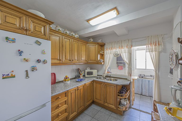 6e94c2bed6b4a256f772739b6d74266e - 6