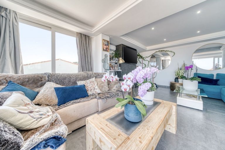 6eafc613959c73b0e343bfd54218223e - 14