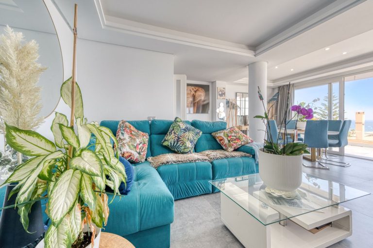 6eafc613959c73b0e343bfd54218223e - 8