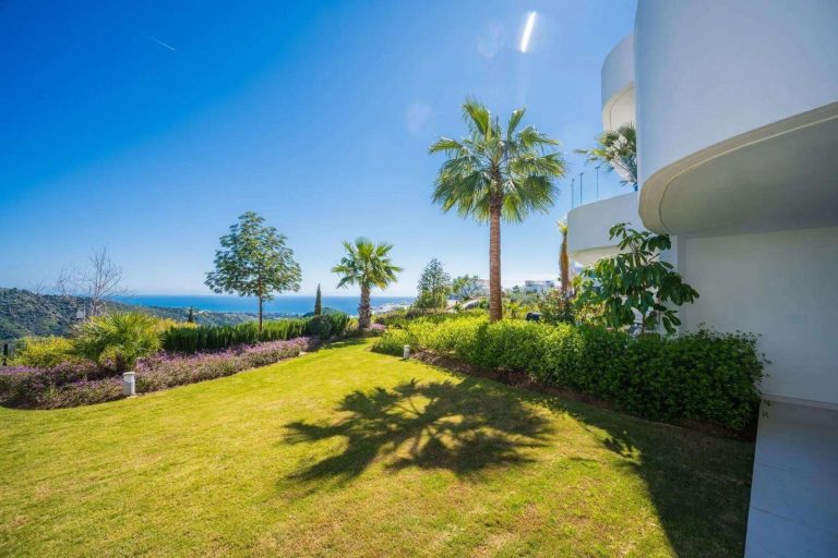 6ec477070aac8bd3fa95e52d55eab8a8 - 1