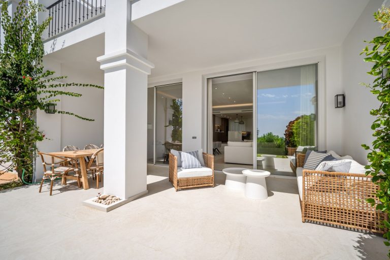 713dea21633b558fbac2afef7ee0b4c9 - 2