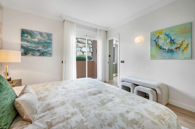 733b752176d470be72d25df20ac501f0 - 16