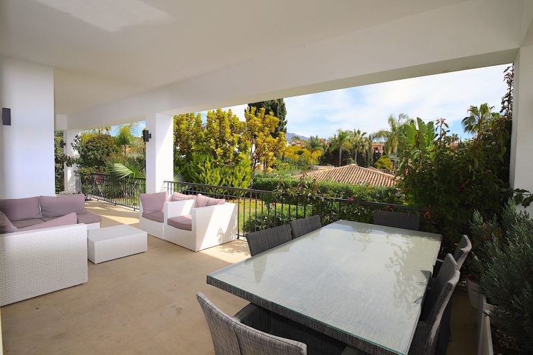 755d10354f9f30bcb5c7c3000ee5a424 - 9