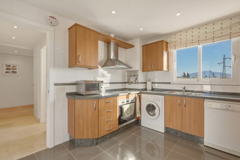 763770f236707c6e8aa8d1e3a297a0e4 - 16