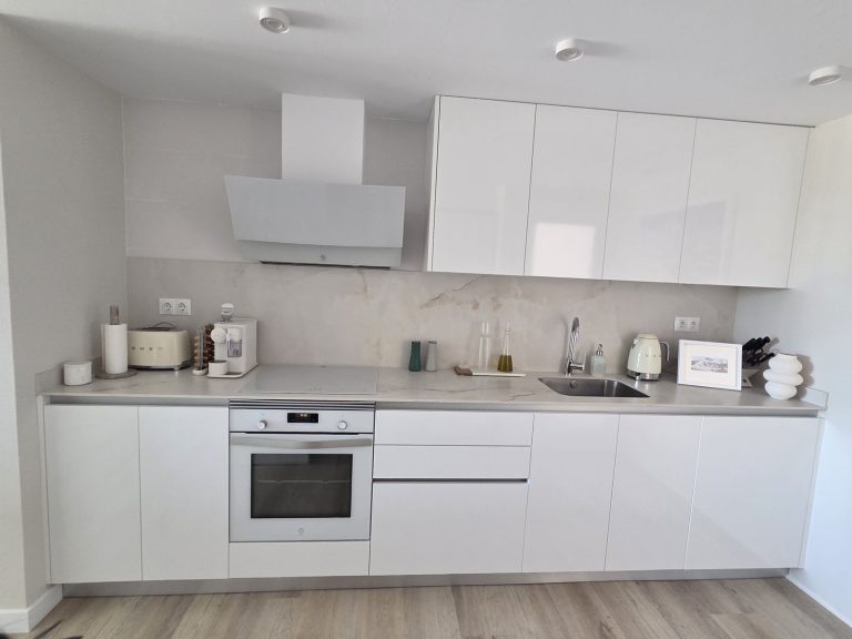 79ccf71fab46f8cb0b76811a0a9fe96c - 11