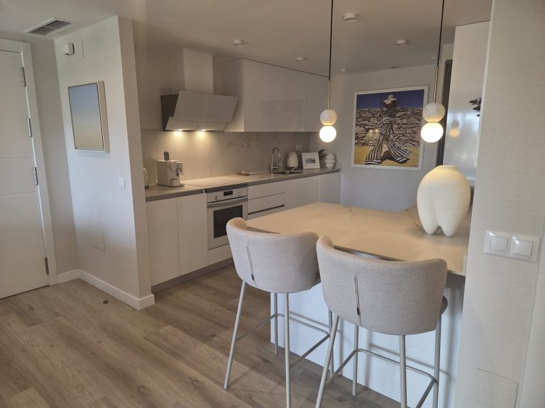 79ccf71fab46f8cb0b76811a0a9fe96c - 8