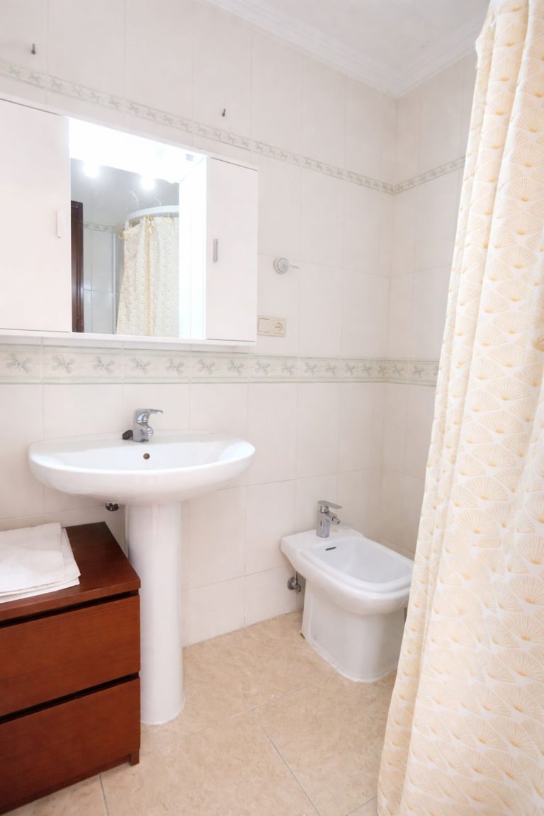 7a43710b473f007ea6c742a909b88b94 - 9