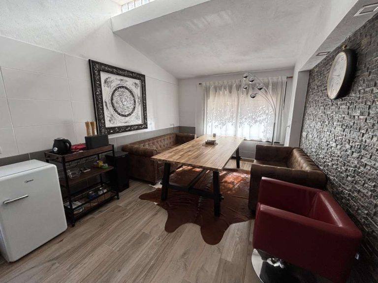 7a8e7c774313a4815993e08c012c0f16 - 10