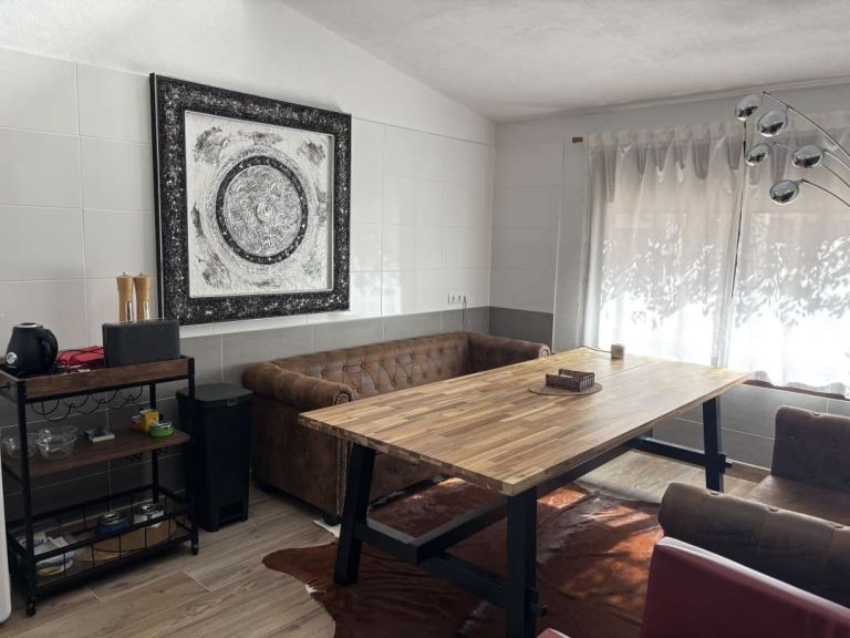 7a8e7c774313a4815993e08c012c0f16 - 9