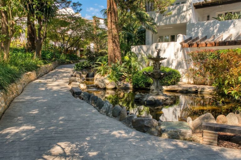 7d2810aeee68d8371830e711a69f1cc0 - 16