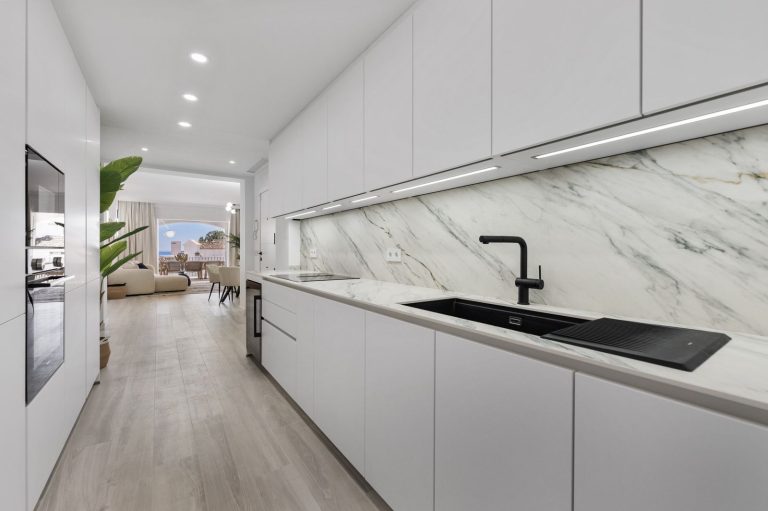 7d89a5f2e10f5cd8b83a98f07087471e - 6