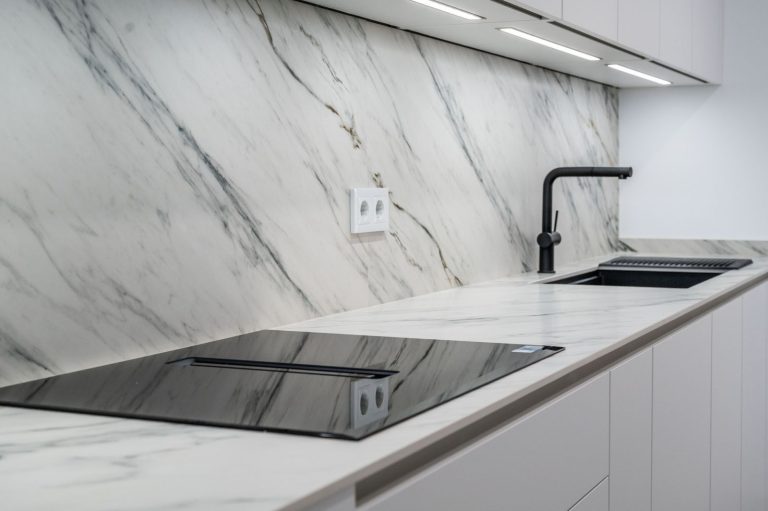 7d89a5f2e10f5cd8b83a98f07087471e - 7