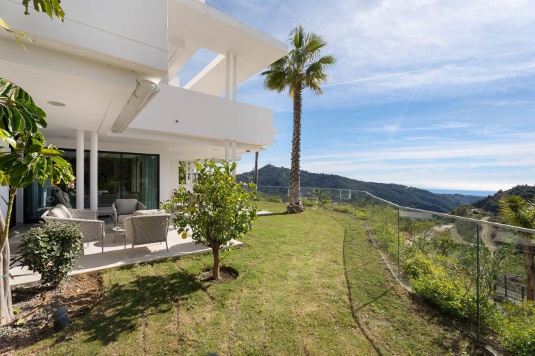 7dc1cecabfb699870295cb95bef1c9ab - 13