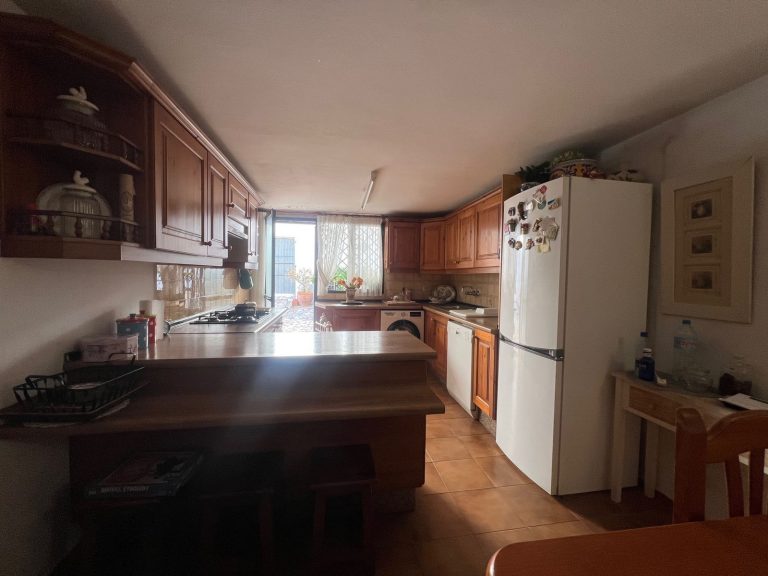 7e8e3db384da2511cfd7c1fcc12fcbd3 - 14