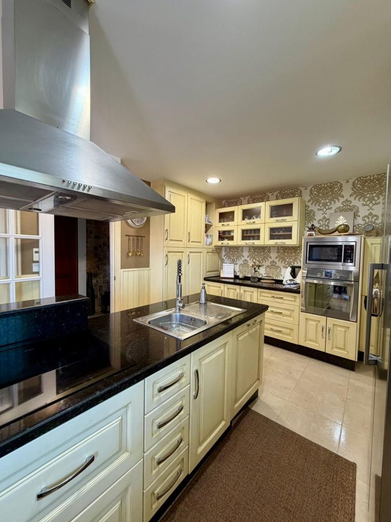 7eb0f86941ad81d0f7dffff790e7b40c - 9