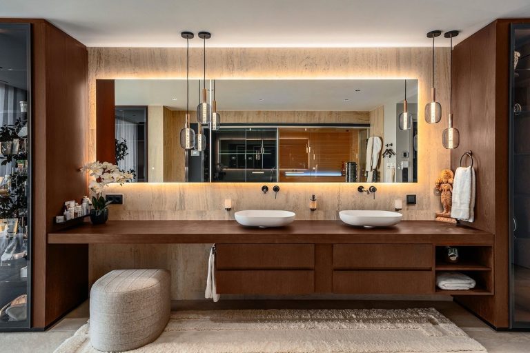 802a63675b03dcd2921e3969a94b338a - 11