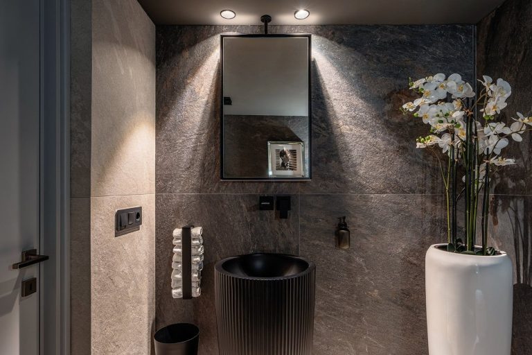 802a63675b03dcd2921e3969a94b338a - 15