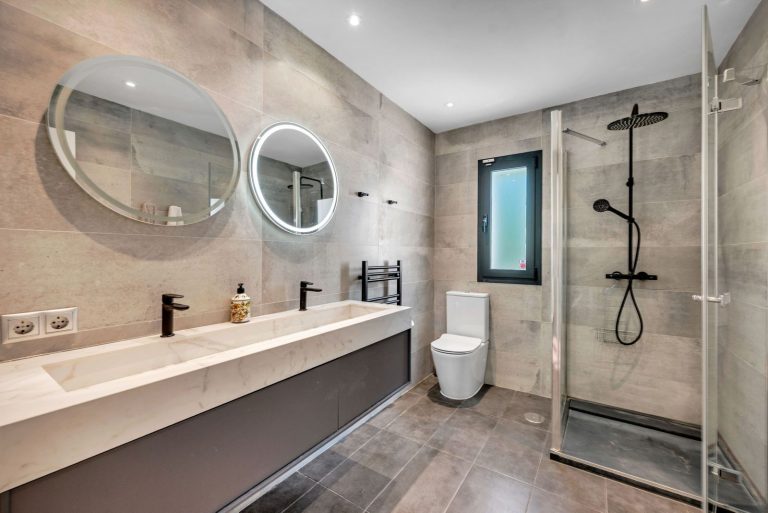 81137f81eaccf9b043dd3ef5b9f34af9 - 14